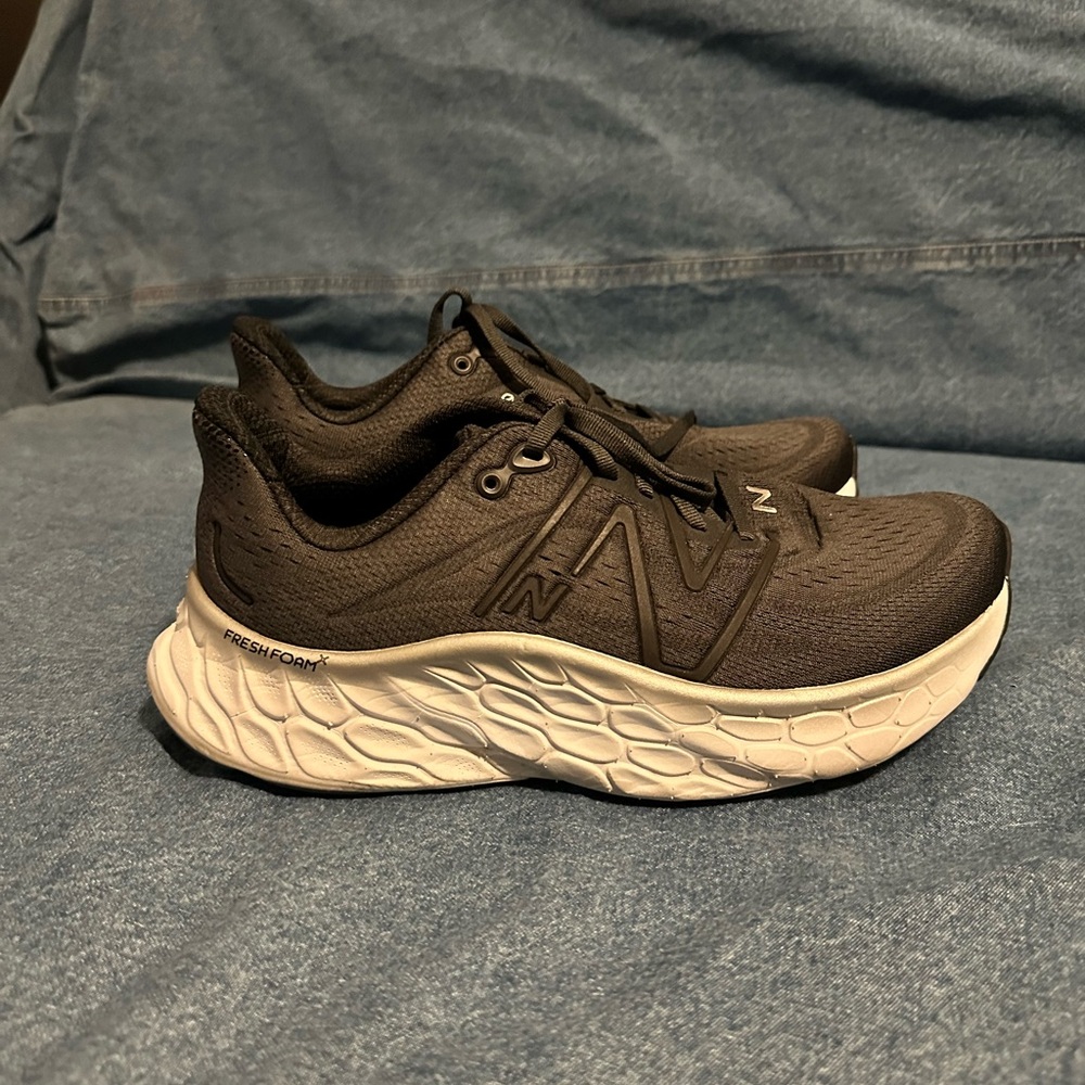New Balance Fresh Foam 1080 Sneaker Women’s Size 9